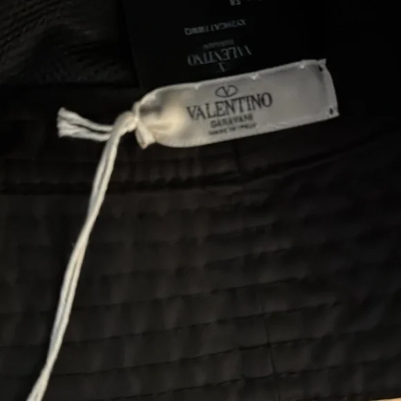 Valentino Bucket Hat - Picture 5 of 5